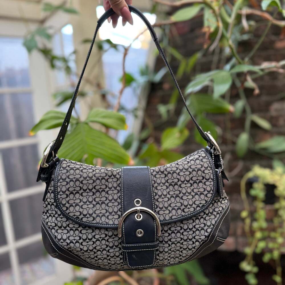 Vintage Coach Soho Signature Buckle Shoulder Bag Black Grey 6808 Y2K - Picture 8 of 14